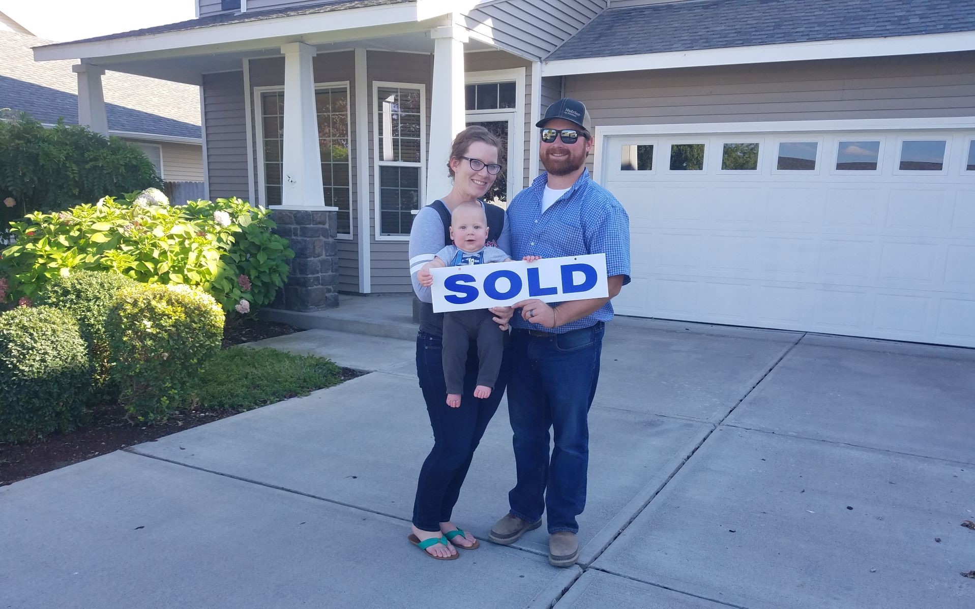 Family Buying a Home in TriCities